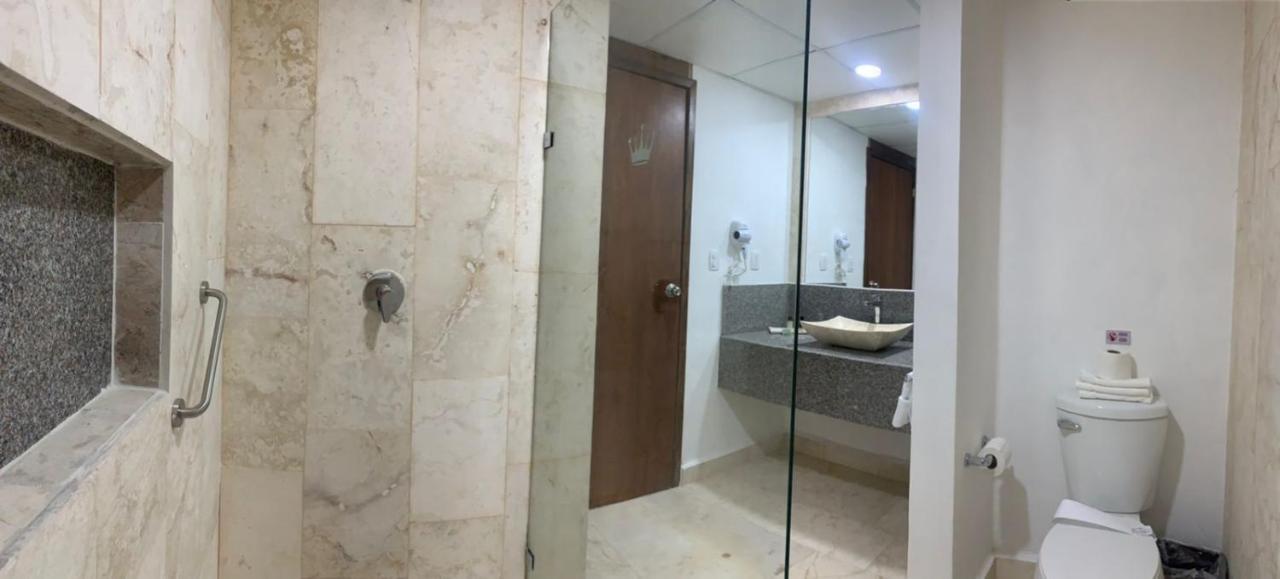 Real Hispano Valladolid  Exterior photo Bathroom